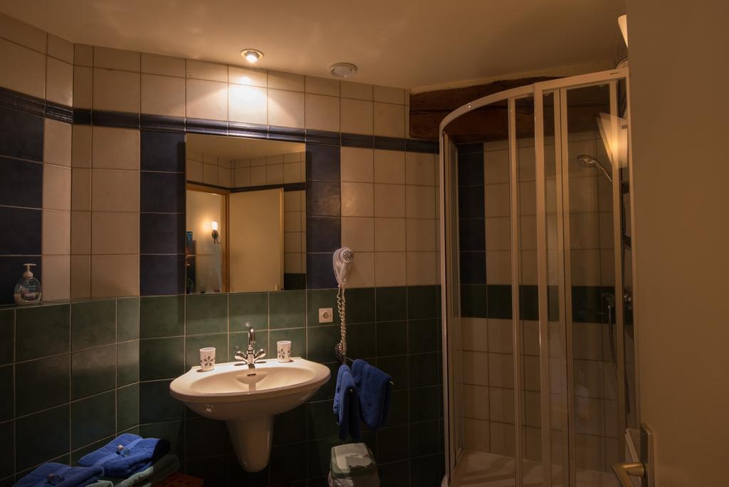 Charme Hotel La Dominotte Demigny Habitación foto